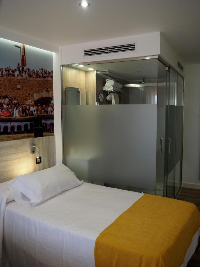 Hostal Don Suero De Quinones Hospital de Órbigo المظهر الخارجي الصورة
